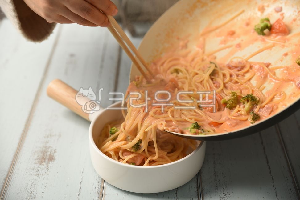 Cooking,ros,pasta,Pasta noodles,rose,rosepasta,cooking,rose pasta,food