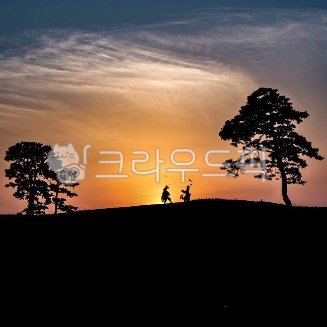 사물놀이,전통무용,농악,실루엣,그림자,석양,일몰,황혼