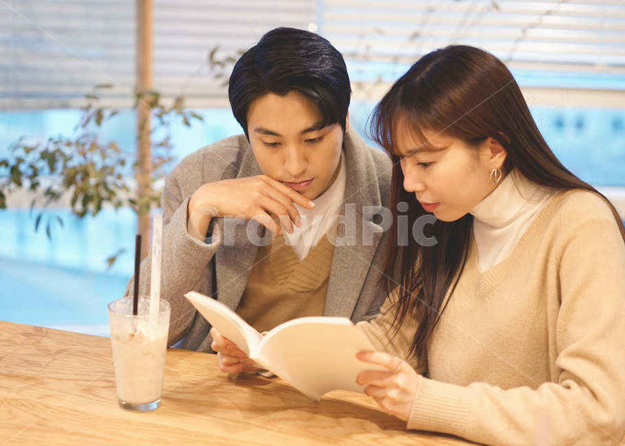 커플,연인,데이트,카페데이트,카페,연애,남녀,couple,음료,사람,인물,인간,human,person,연인,커플,사랑,lover,couple,커피,카페,coffee,cafe