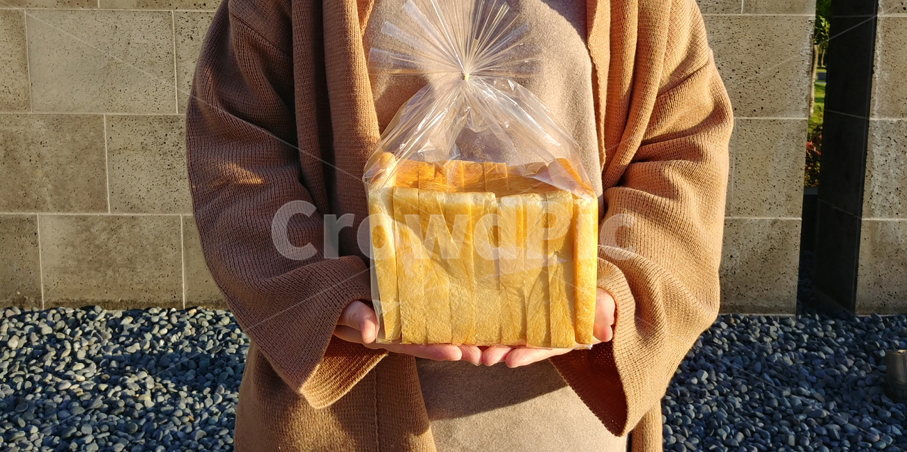 가을,bread,빵,food,음식,갈색,식빵,fall,brown,사람,human