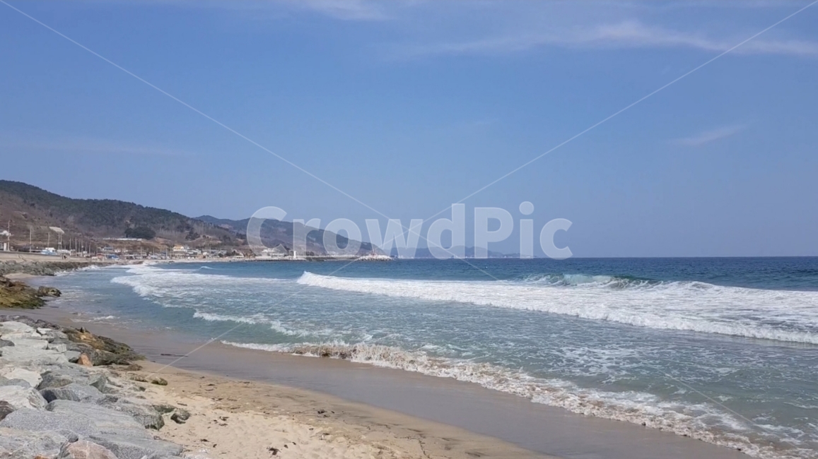 강원도바다,강원도,바다,파도,동해,동해바다,자연,풍경,nature,landscape,shoreline,해안선,water,물,ocean,대양,sea,outdoors,옥외,promontory,곶,coast,연안,beach,바닷가