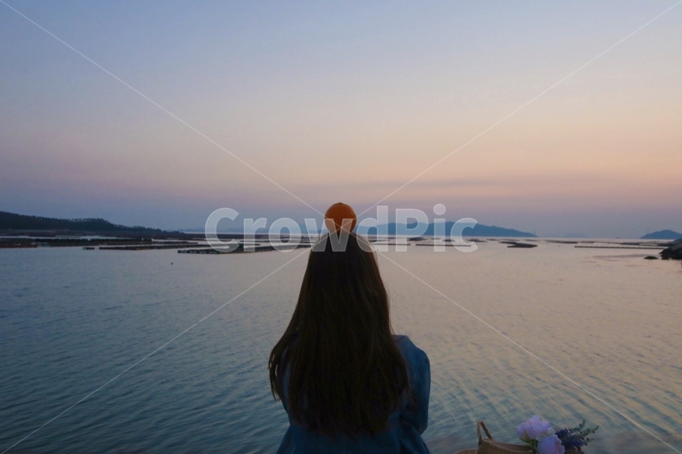 청산도,여행,섬,노을,하늘,여자,인물사진,감성사진,korea,nature,sky,girl,사람,인물,인간,human,person,여성,여자,woman,female,lady,여행,휴가,traveling,vacation,trip,과일,열매,fruit,감성,sensible,feeling,연출,컨셉,콘셉,direction,concept