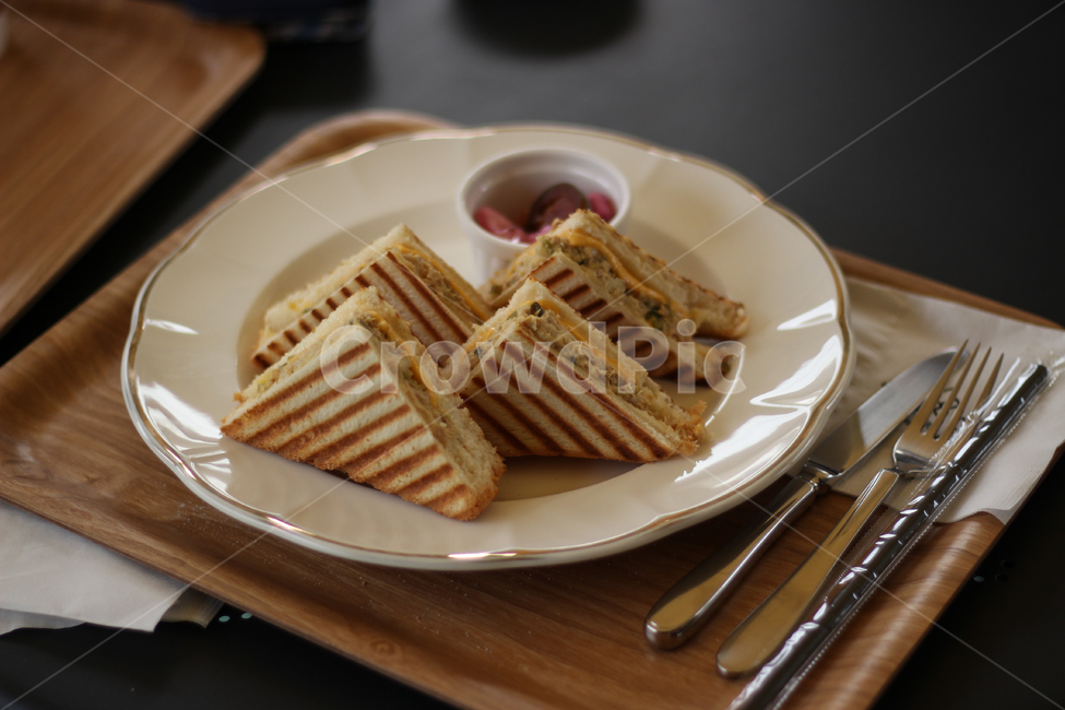 카페,파니니,샌드위치,음식,감성,인테리어,음식,식재료,요리,food,cook,meal,dishes,food reserves,빵,bread