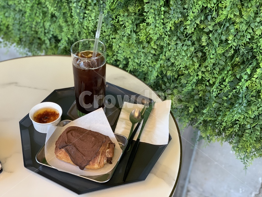 커피,카페,빵,케이크,아메리카노,디저트,coffee,americano,cafe,크로와상,음식,식재료,요리,food,cook,meal,dishes,food reserves,디저트,간식,후식,dessert,snack,커피,카페,coffee,cafe