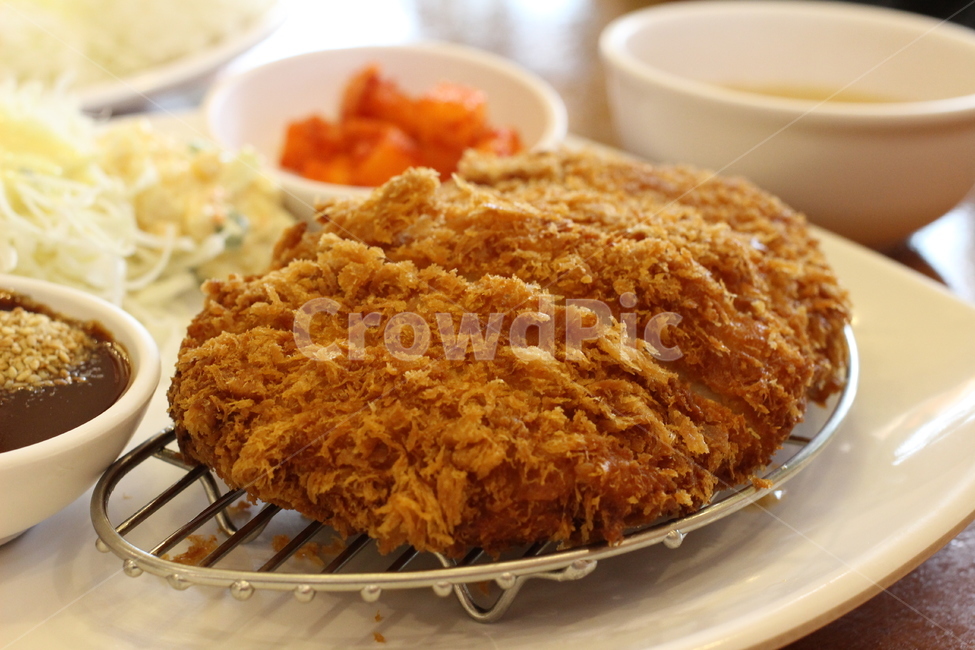 fried food,pork,food,tonkatsu,cutlet,Pork cutlets,fried pork,foodreserves,King pork cutlet,Fried pork cutlet,meat,ingredients,Oldfashioned pork cutlet,pork cutlet,cooking,Light Western food,sensible,cutlets