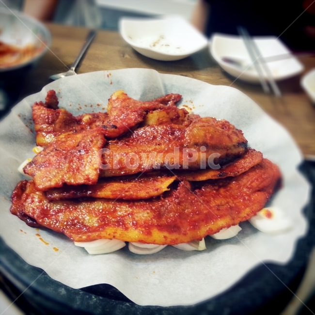 Spicy ribs,Gochujang Bulgogi,restaurant food,Bulgogi,restaurant,meat,eat out,Pig Bulbaek