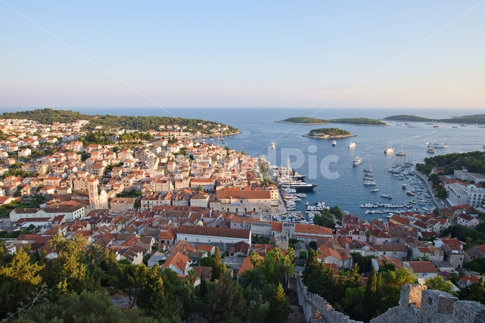 Harbor,Looking down,house,gathered together,Observatory,building,peaceful,adriatic sea,sight,Croatia,sky,High,island,clear,many,croatia,calm,Panorama,ocean,blue,looking down,port,these days,Hvar,looked at