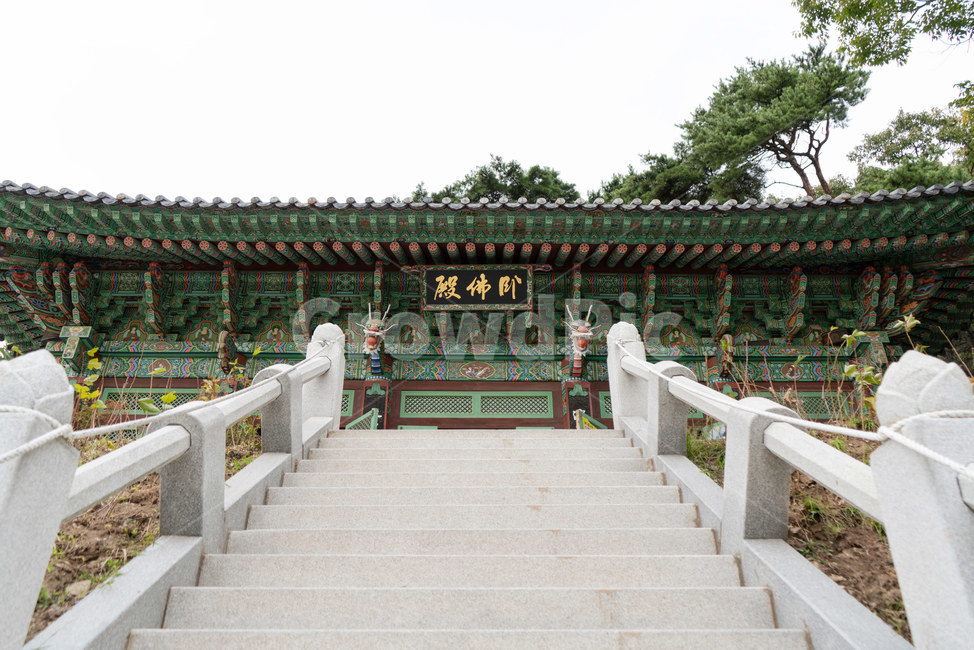 절,계단,돌계단,보문사,사찰,전통,부처님오신날,한국전통,한국문화,korean traditional,korean culture,건축물,건물외관,exterior,building,structure,architecture,construction