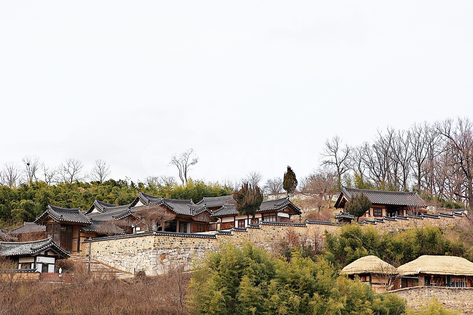 양동마을,한옥,기와집,집,전통집,한옥집,건물,자연,풍경,겨울,옛날집,한국전통,한국문화,korean traditional,korean culture