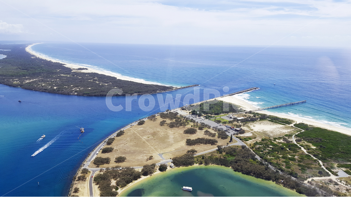 골드코스트,호주,해변,바다,도시풍경,도시뷰,해안도시,비치,goldcoast,australia,beach,sea,ocean,landscape,view,viewpoint,scenary,scene,파란하늘,랜드마크,서퍼스파라다이스,surfersparadise,자연,풍경,nature,landscape,해외,외국,세계,foreign,oversea,world,세계자연풍경,해외자연풍경,외국자연풍경,world nature landscape,outdoors,옥외,land,땅,대양,water,물,shoreline,해안선,coast,연안