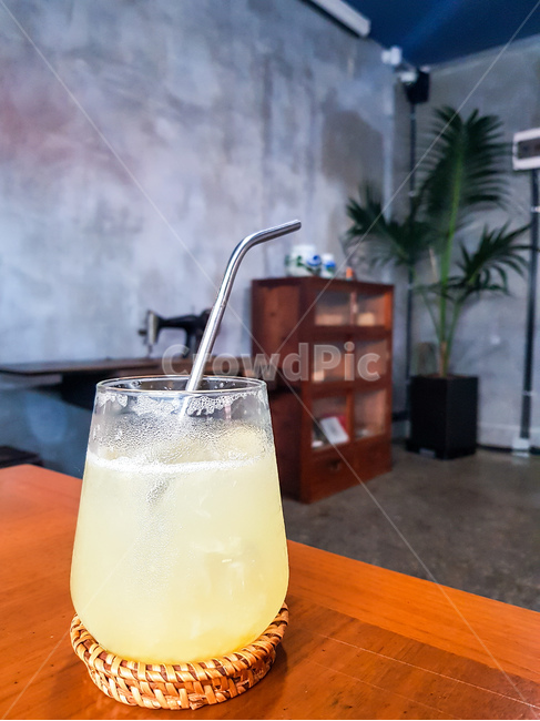 음료,카페,에이드,레몬에이드,drink,음료수,빨대,beverage,라탄컵받침,컵받침