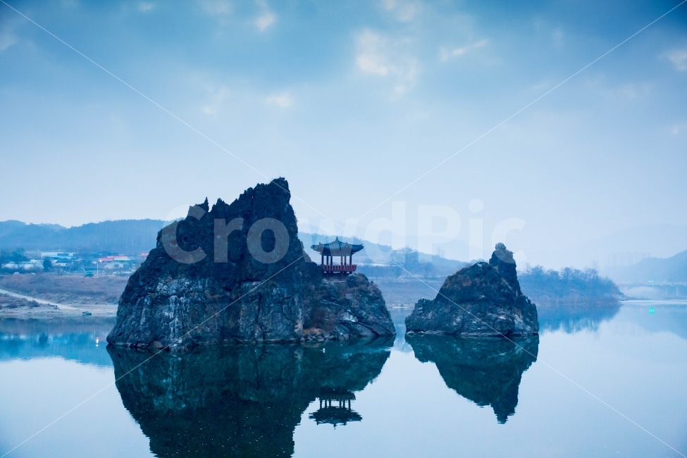 도담삼봉,호수,정자,해돋이,새벽녘,자연,풍경,nature,landscape,시골,마을,country,rural,town,outdoors,옥외,land,땅,ocean,대양,water,물,sea,바다,shoreline,해안선
