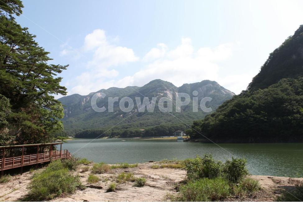 산정호수,호수,산,구름,하늘,자연,풍경,nature,landscape,한국자연풍경,한국자연경관,korea nature landscape,water,물,outdoors,옥외