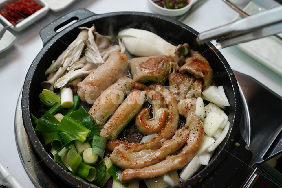 소곱창,육식,육류,고기,안주,먹거리,음식,야채,채소,술안주,한식,음식,식재료,요리,food,cook,meal,dishes,food reserves,한식,한국음식,한국요리,korean food,korean dishes,korean meal,korean cook