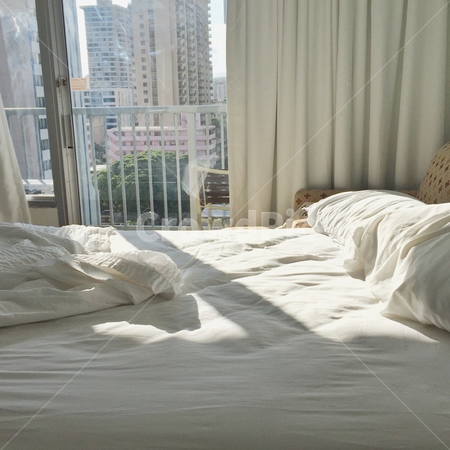 햇살,아침,호텔,여행,침구,편안함,여유,휴식,힐링,rest,relaxation,healing