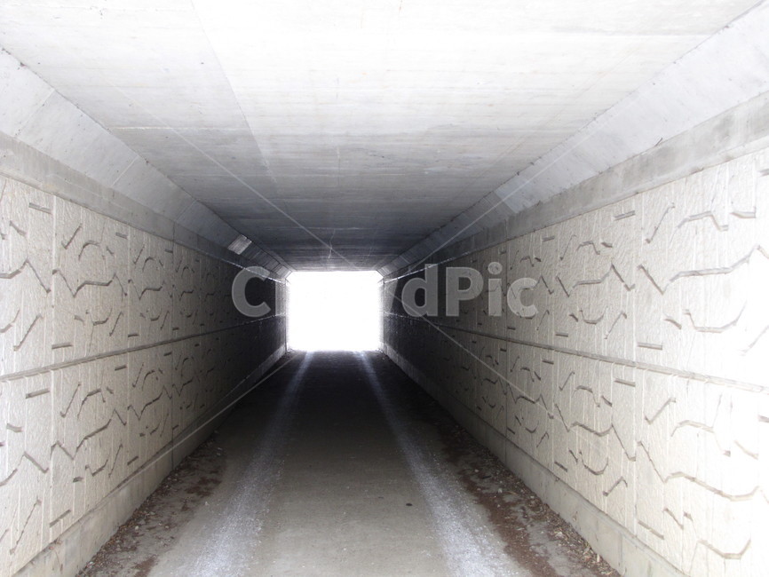 터널,빛,끝,해방,탈출,고지,건축물,건물외관,exterior,building,structure,architecture,construction