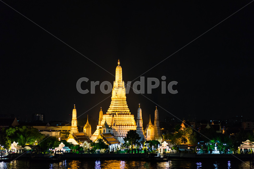 방콕,왓아룬,bangkok,watarun,사원,태국,thailand,야경,야경,밤,풍경,nightscape,night,landscape,랜드마크,landmark,tourist attraction,해외,외국,세계,foreign,oversea,world,세계랜드마크,해외랜드마크,외국랜드마크,world landmark,world tourist attraction,종교,신앙,religion,belief,faith,architecture,건축물,building,건물,spire,첨탑,steeple,뾰족한 탑,tower,탑