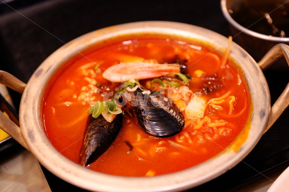 면,면류,면요리,음식,한식,별미,요리,떡,계란,고추장,점심,저녁,홍합,새우,식사,요기,식재료,한국음식,한국요리,food,koreanfood,Welshonion,laver,ramen,instantnoodles,noodles,cook,meal,dishes,korean,koreandishes,음식,식재료,요리,food,cook,meal,dishes,food reserves,면류,면요리,noodles,한식,한국음식,한국요리,korean food,korean dishes,korean meal,korean cook