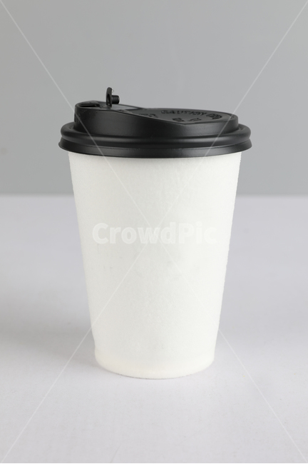 테이크아웃,아메리카노,일회용컵,커피,커피잔,일회용,커피,카페,coffee,cafe,사물,물건,오브젝트,thing,object,matter