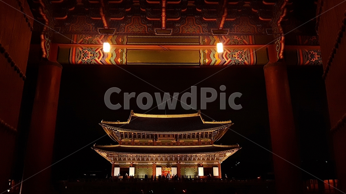 야경,빛,경복궁,고궁,웅장함,야간개장,신비로움,밤산책,밤,야간,palace,한국,역사,야경,밤,풍경,nightscape,night,landscape,랜드마크,landmark,tourist attraction,한국랜드마크,한국관광지,한국명소,korea landmark,korea tourist attraction,architecture,건축물,building,건물,shrine,신사,pagoda,탑,worship,예배