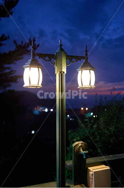 가로등,불빛,등,야경,밤,앤틱,하늘,석양,야경,밤,풍경,nightscape,night,landscape,lamp post,램프 포스트
