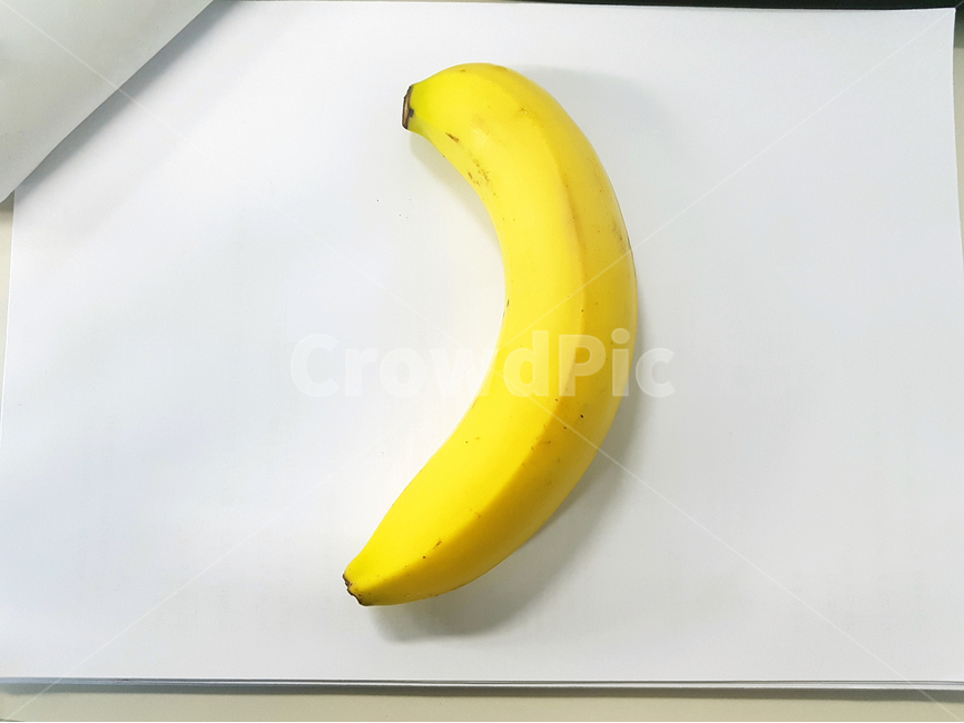 	바나나,바나나사진,노란색,노란색과일,과일,과일사진,간식,간식음식,웰빙,웰빙음식,음식,음식사진,디저트,디저트사진,건강,건강요리,건강과일,맛있는,organic,유기농,유기농과일,유기농바나나,비타민,비타민과일,비타민바나나,아름다움,아침,아침식사,한끼,건강식,브런치,브런치식사,식사,식사사진,다이어트,다이어트과일,다이어트사진,사물,자연,자연과일,칼로리,칼로리식단,다이어트식단,식단사진,종이,종이와바나나,컨셉,컨셉사진,컨셉이미지,그림자,건강,헬스웨어,헬스케어,healthware,health care,음식,식재료,요리,food,cook,meal,dishes,food reserves,과일,열매,fruit