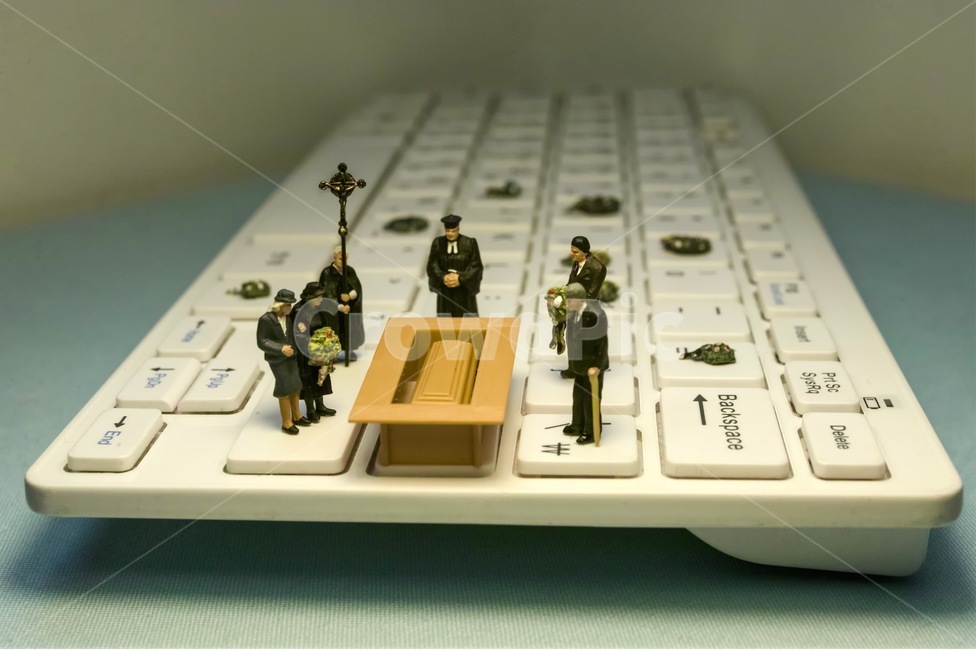 장례,장례식,슬픔,죽음,이별,작별,끝,인생,키보드,자판,keyboard,funeral,장사,death,passing,미니어처,사물,물건,오브젝트,thing,object,matter,연출,컨셉,콘셉,direction,concept