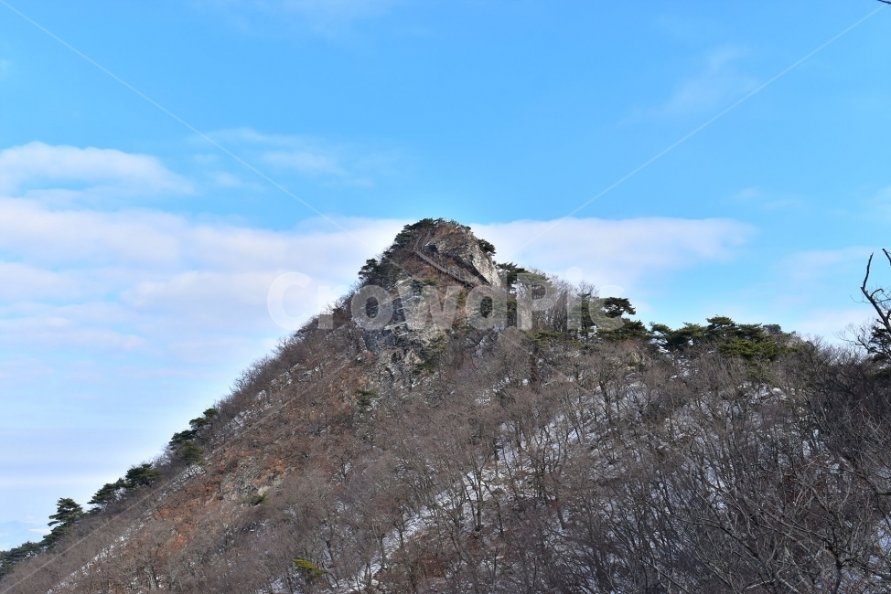 계룡산,국립공원,겨울,풍경,설경,산행,Korea,Nationa,Park,눈풍경,눈,자연,스포츠,등산,nature,snow,느낌,아름다운,신비로운,경이로운,다큐,필,힐링,명산landscape,winter,season,자연성릉,암릉,능선,비경,겨울,계절,winter,season,자연,풍경,nature,landscape,한국자연풍경,한국자연경관,korea nature landscape,outdoors,옥외,slope,경사