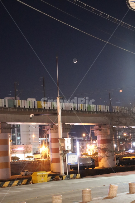 밤,달,야경,도시,경치,풍경,다리,도로,야경,밤,풍경,nightscape,night,landscape,road