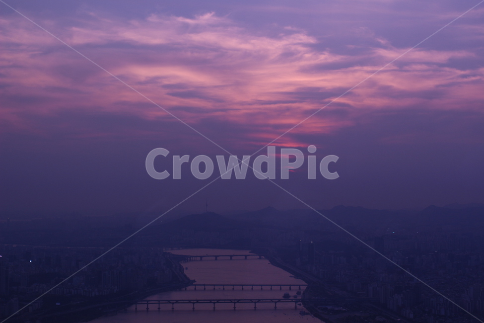 하늘,일몰,한강,구름,강,물결,전망,자연,풍경,호수,일출,자연,풍경,nature,landscape,한국자연풍경,한국자연경관,korea nature landscape,도시,city,한국도시풍경,한국도시경관,korea cityscape,색깔,색상,색채,색감,color sense,color sensitivity,feeling of color,outdoors,옥외