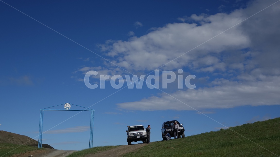 자연,초록,그린,풀밫,green,grass,field,nature,차량,차,car,트럭