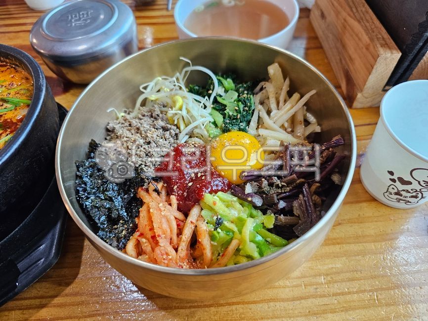 비빔밥,food,음식,전주비빔밥,그릇