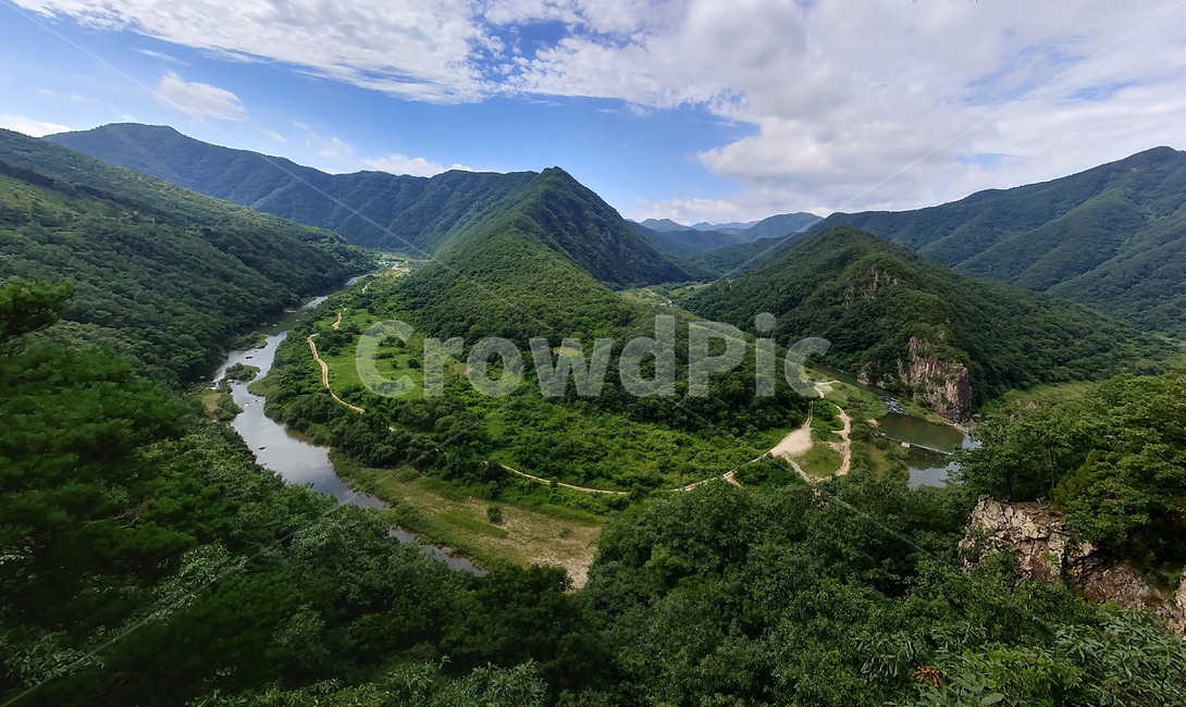 천반산감입곡류지형,천반산,지질명소,무주진안권지질공원,금강상류,자연,풍경,nature,landscape,한국자연풍경,한국자연경관,korea nature landscape,outdoors,옥외,mountain,산,hill,언덕