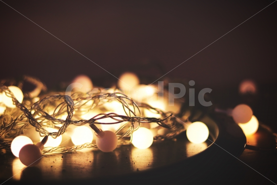 전구,꼬마전구,빛,light,감성,분위기,감성,sensible,feeling,사물,물건,오브젝트,thing,object,matter
