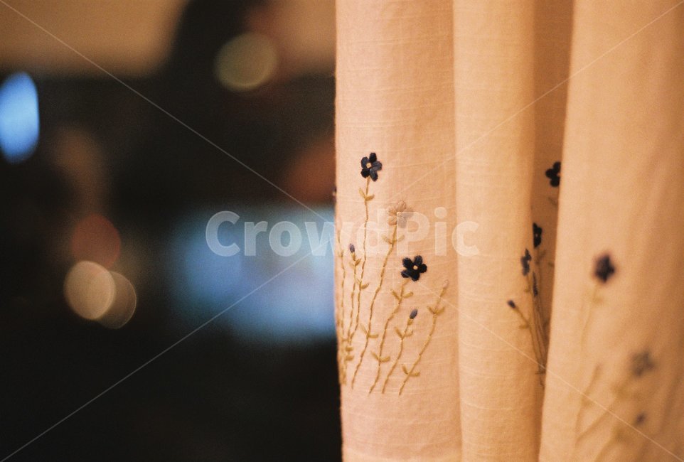 커튼,자수,프랑스자수,꽃,인테리어