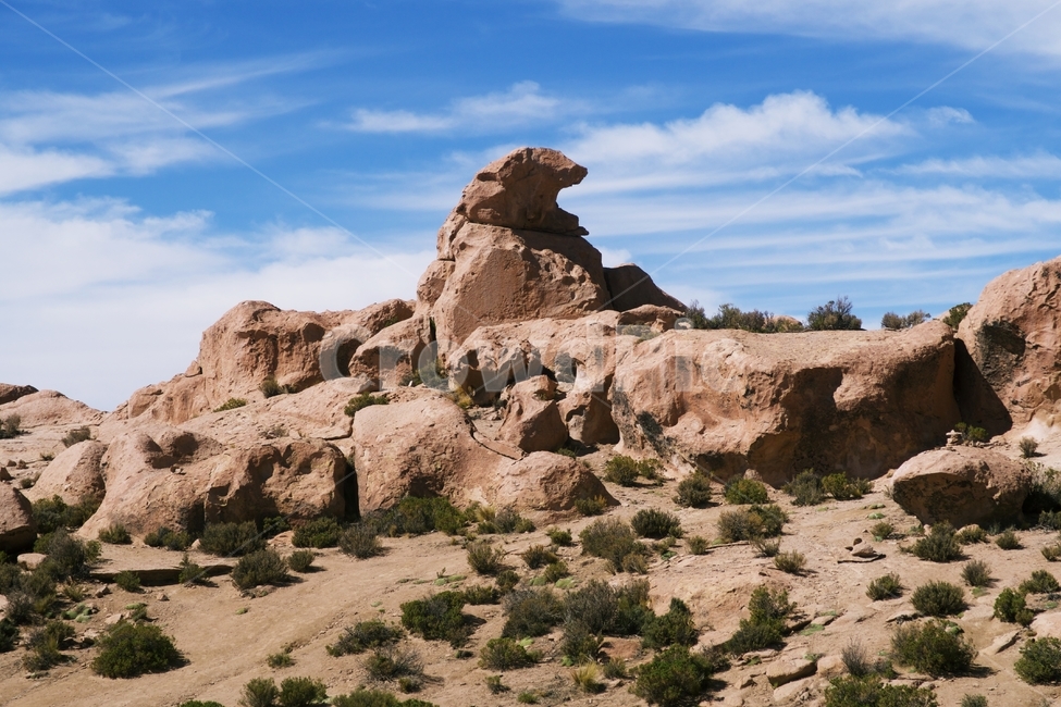돌,돌산,도로,하늘,볼리비아,칠레,사막,오프로드,bolivia,inca,rock,andean,desert,southamerica,plateau,border,red,highaltitude,bluesky,stone,color,america,natural,남미,바위,바위산,자연,풍경,nature,landscape,해외,외국,세계,foreign,oversea,world,세계자연풍경,해외자연풍경,외국자연풍경,world nature landscape,ground,바닥,outdoors,옥외