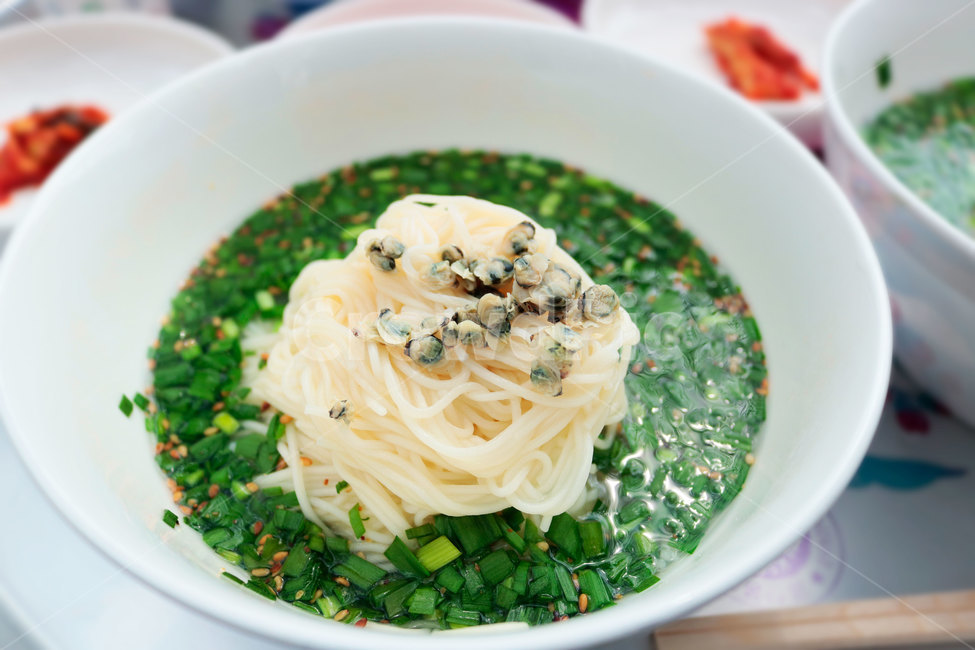국수,재첩,재첩국수,물국수,시원한국수,소면,한식,음식,식재료,noodle,한국음식,전통음식,면요리,시골밥상,food,pasta,음식,식재료,요리,food,cook,meal,dishes,food reserves,면류,면요리,noodles,한식,한국음식,한국요리,korean food,korean dishes,korean meal,korean cook