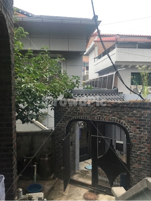 마당,고향집,대문,장독대,앞마당