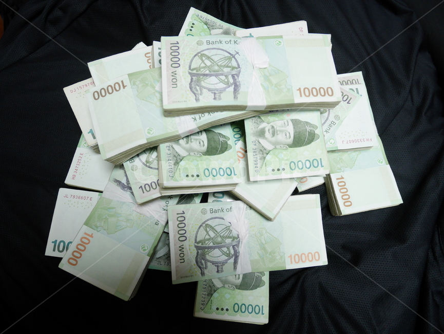 돈,만원권,만원,현금,지폐,돈다발,머니,금융,돈,finance,banking,money