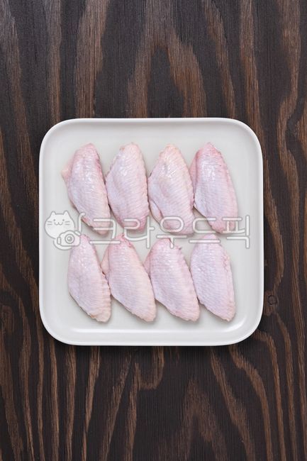 닭날개,닭날개살,윙,닭고기,생닭,식재료,음식,신선식품,식품,육류,음식,식재료,요리,food,cook,meal,dishes,food reserves,육류,고기,meat
