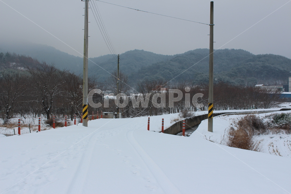 눈,겨울,겨울풍경,겨울아침,계절,풍경,분위기,색감,landscape,winter,snow,snowing