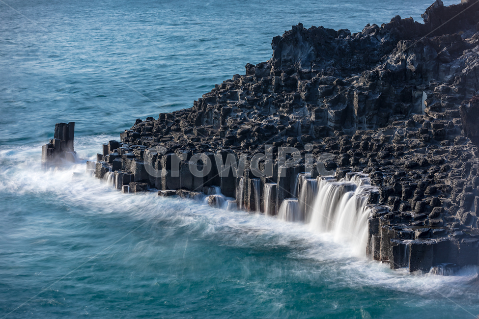 주상절리,columnarjoint,columnar,주상절리대,대포주상절리,제주,Jeju,제주도,Jejuisland,바위,rock,폭포,fall,바다,sea,ocean,파도,wave,장노출