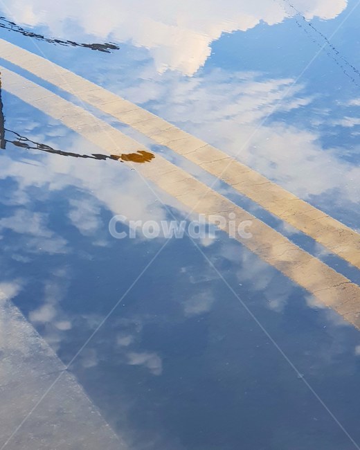 하늘,반영,구름,도로,전봇대,sky,cloud,water,물,감성,sensitive,yellow,white,흰색,노란색,파란색,하늘색,landscape,무보정,원본,가로등,자연,콜라보레이션,조화,collaboration,반영샷,맑음,blue,자연,풍경,nature,landscape