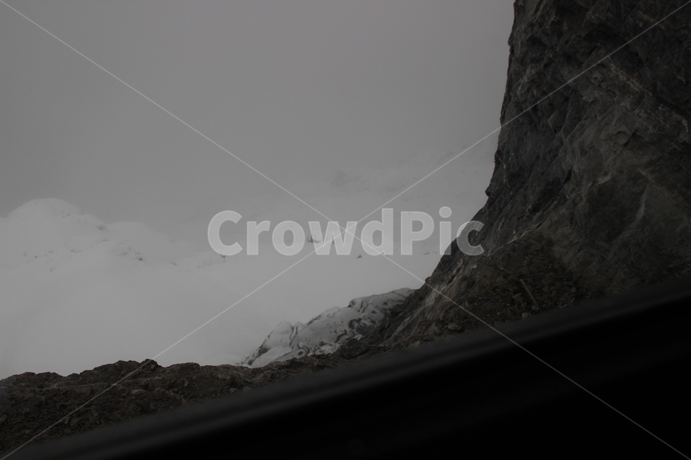 인터라켄,융프라우산,융프라우,기차,열차,스위스,interlaken,jungfraumt,jungfrau,train,swiss,switzerland,자연,풍경,nature,landscape,해외,외국,세계,foreign,oversea,world,세계자연풍경,해외자연풍경,외국자연풍경,world nature landscape,outdoors,옥외