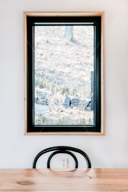카페,창문,의자,테이블,액자,인테리어,실내디자인,interior design
