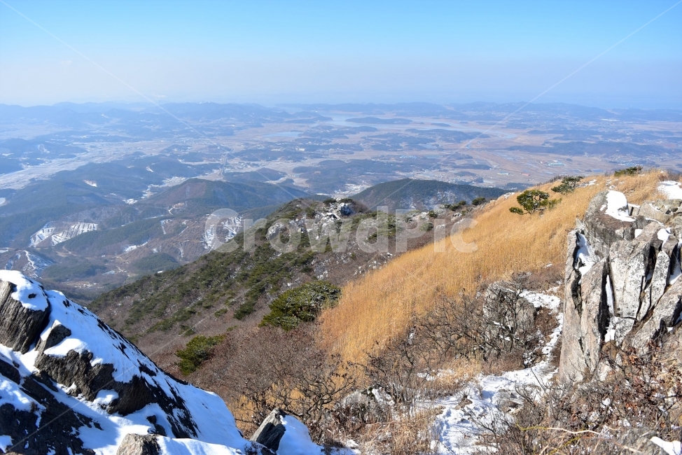 오서산,설경,눈꽃,풍경,겨울,자연,눈,스포츠,등산,산행,nature,snow,겨울풍경,느낌,아름다운,신비로운,경이로운,다큐,필,힐링,명산,국립공원,순백,landscape,winter,season,천제단,운해,영산,트레킹,인기명산,조망,전망,억새,광천,겨울,계절,winter,season,자연,풍경,nature,landscape,한국자연풍경,한국자연경관,korea nature landscape,slope,경사,outdoors,옥외