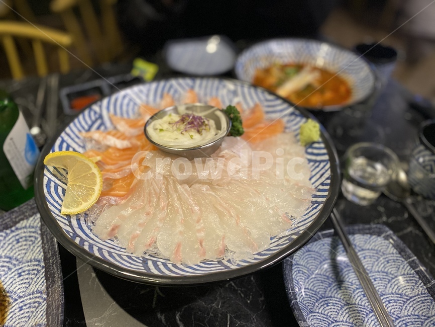 food,음식,meal,식사,dish,요리,광어,연어,회,광어회,연어회,음식,식재료,요리,food,cook,meal,dishes,food reserves,수산물,해산물,fishery products,seafood