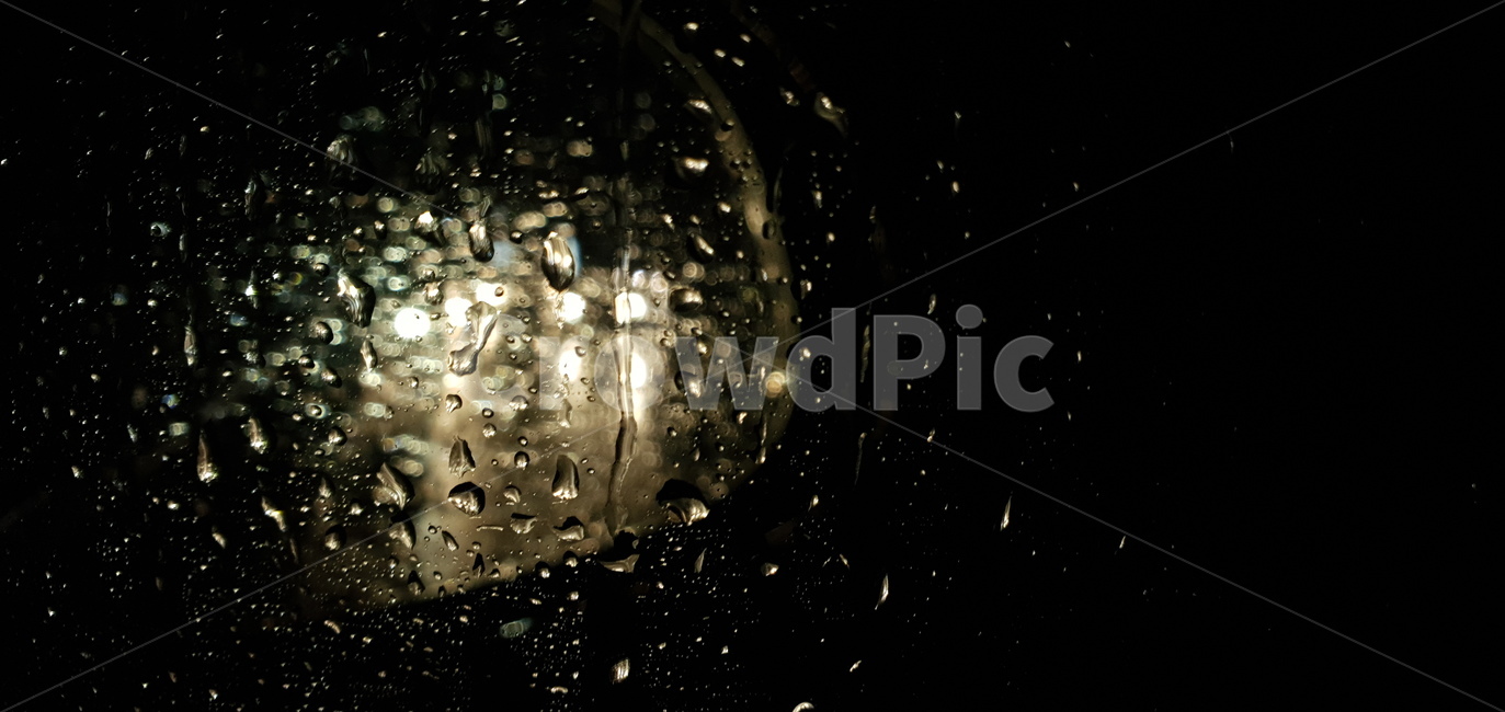 light,lighting,빛,빗방울,비,유리,밤비,빗길,비,비오는날,rain,rainy