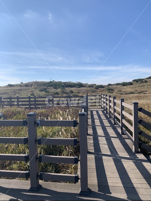 자연,풍경,가을,난간,등산,날씨,railing,handrail,banister,fall,sky,mountain,scenery,hiking,nature,weather,자연,풍경,nature,landscape
