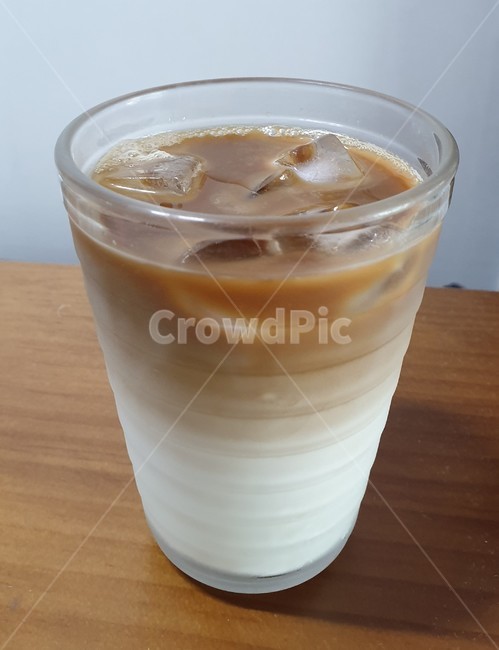 커피,coffee,아이스라떼,홈카페,카페라떼,latte